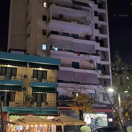 Star Apartamento Tirana